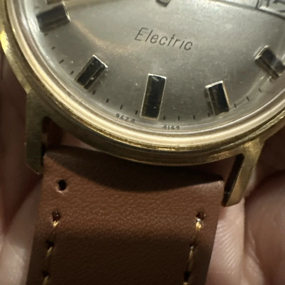 Working VTG 1969 Timex Electric 34mm Mens Watch Gold Tone New Strap Fit 7.5 MINT
